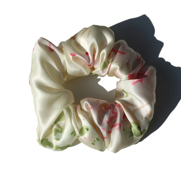 19 Momme Large Pure Silk Scrunchies